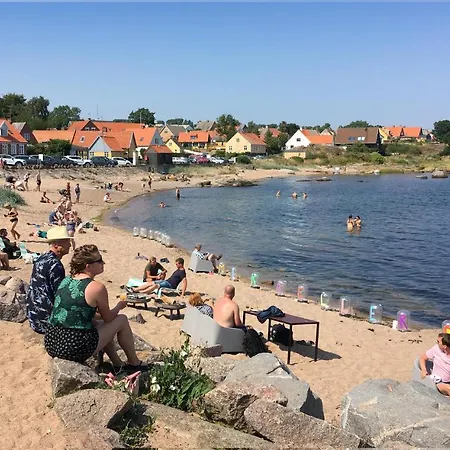 Beautiful In With 2 Bedrooms Appartement *