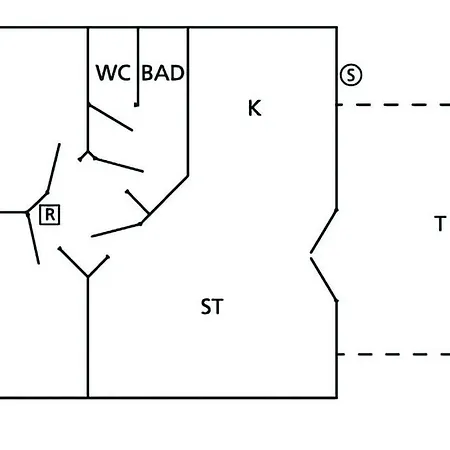 Beautiful In With 2 Bedrooms Apartment *
